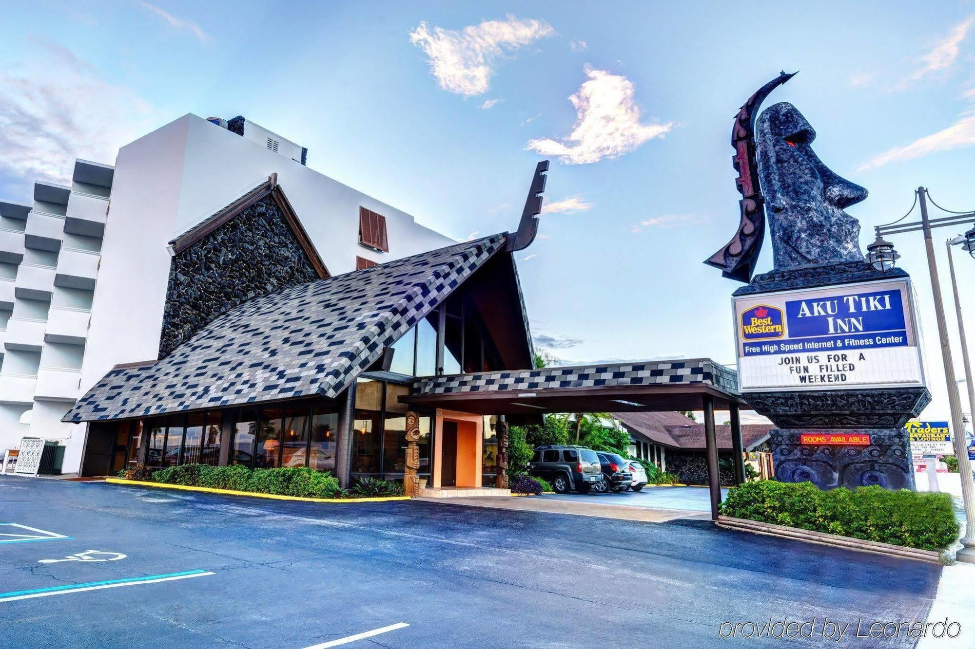 Western Aku Tiki Hotel